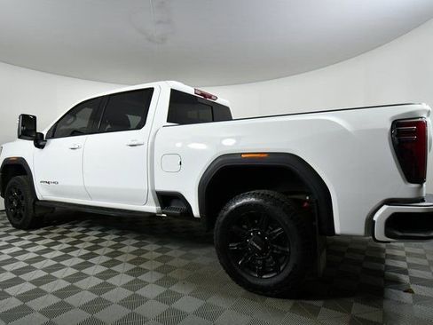 Used 2025 GMC Sierra 3500 AT4 w/ AT4 Premium Plus Package image 14