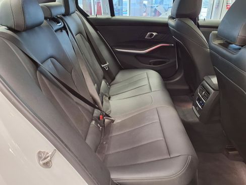 Used 2024 BMW 330i Sedan w/ Convenience Package RWD image 13