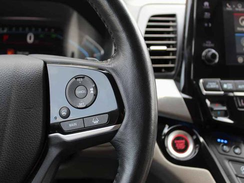 Used 2018 Honda Odyssey Elite image 17
