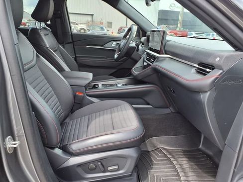 Used 2026 Ford Explorer ST-Line w/ ST-Line Street Pack RWD image 19
