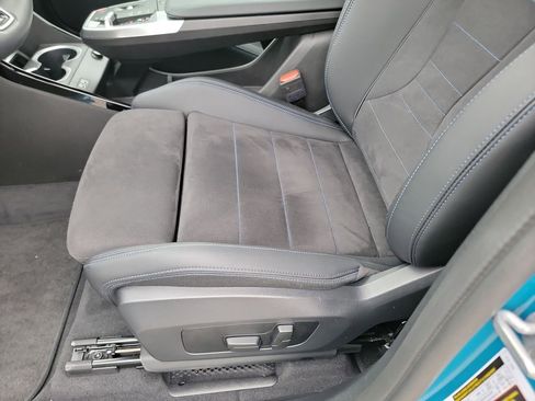 Certified 2025 BMW X1 xDrive28i w/ M Sport Package image 20