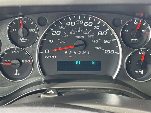 Used 2020 Chevrolet Express 3500 LT w/ LT Preferred Equipment Group image 27