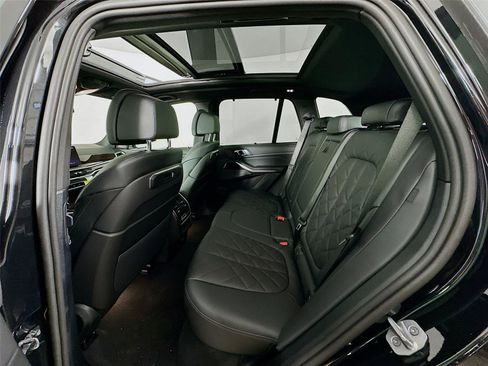 New 2026 BMW X5 xDrive40i w/ Climate Comfort Package image 26
