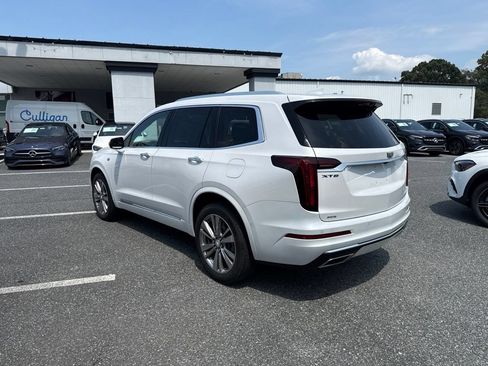 Used 2023 Cadillac XT6 Premium Luxury w/ Platinum Package AWD/4WD image 5