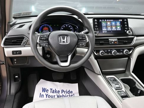 Used 2018 Honda Accord EX image 30