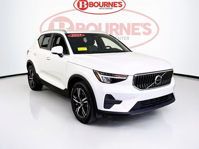 Used 2025 Volvo XC40 B5 Core