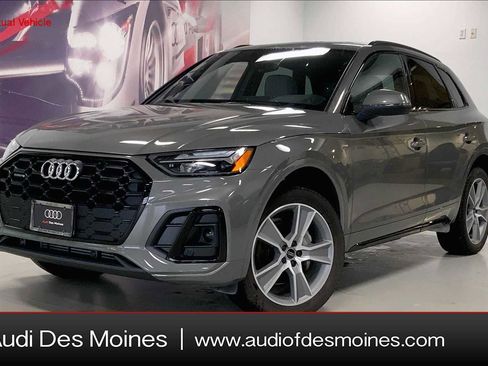 Certified 2025 Audi Q5 2.0T Premium w/ Convenience Plus Package image 1