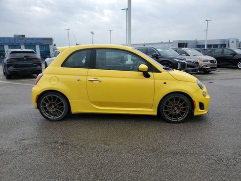 Used 2016 FIAT 500 Abarth w/ Comfort/Convenience Group image 3