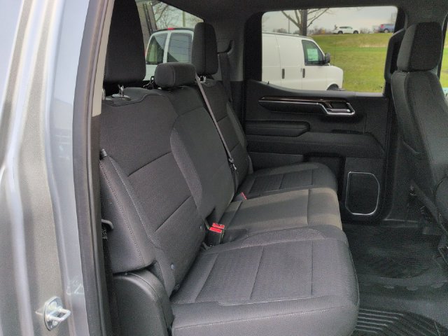 Used 2024 Chevrolet Silverado 1500 RST AWD/4WD image 29