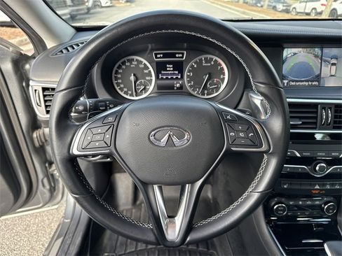 Used 2019 INFINITI QX30 w/ Navigation Package image 23