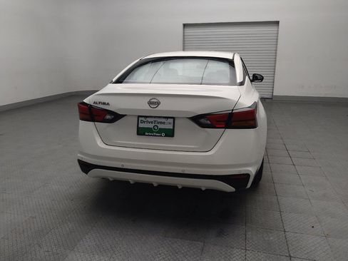 Used 2024 Nissan Altima 2.5 S FWD image 7