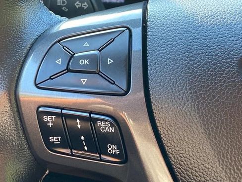 Used 2019 Ford Ranger Lariat w/ Black Appearance Package AWD/4WD image 19