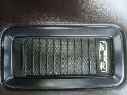 Used 2017 GMC Sierra 1500 SLT w/ SLT Premium Package image 62