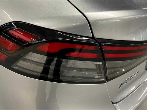 Used 2024 Honda Accord EX image 28