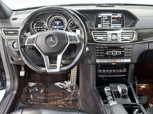 Used 2014 Mercedes-Benz E 63 AMG 4MATIC Sedan image 9