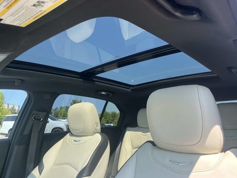 Used 2020 Cadillac XT4 Sport AWD/4WD image 32