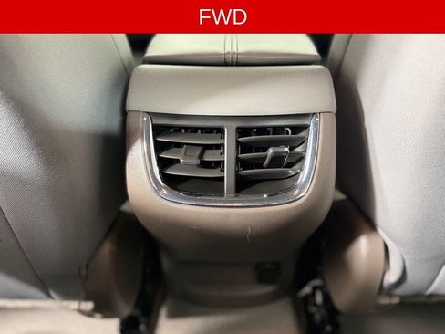 Used 2024 Chevrolet Malibu LT FWD image 13