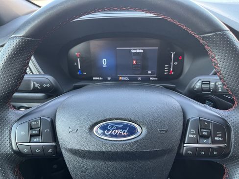 Used 2023 Ford Escape ST-Line image 15