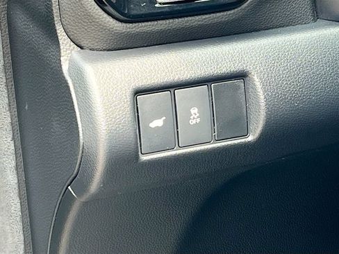 Used 2025 Honda Pilot EX-L image 10