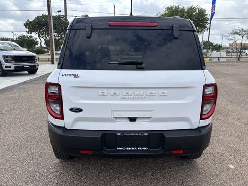 Certified 2024 Ford Bronco Sport Outer Banks w/ Tech Package AWD/4WD image 3