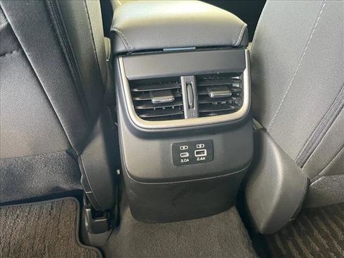 Used 2025 Subaru Outback Premium image 20