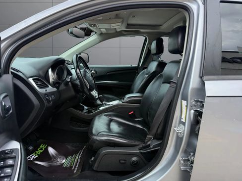 Used 2018 Dodge Journey GT w/ Nav & Sun Group AWD/4WD image 16