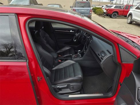 Used 2016 Volkswagen GTI SE w/ Lighting Package (SEL) image 17