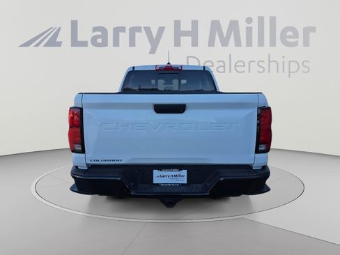Certified 2024 Chevrolet Colorado Z71 w/ Z71 Convenience Package 2 AWD/4WD image 7