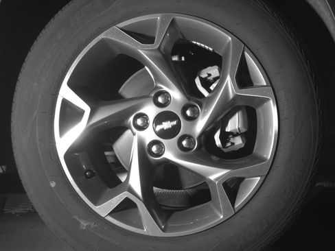 Used 2025 Chevrolet Trax LT FWD image 13