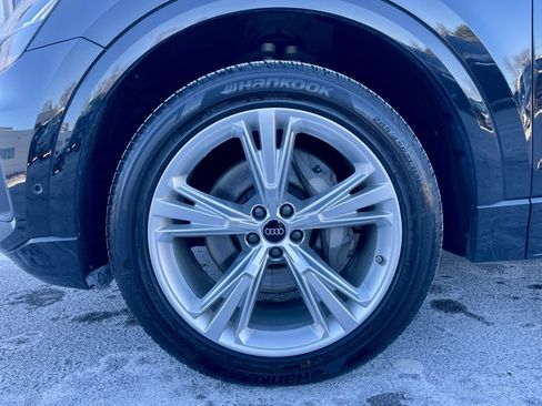 Used 2023 Audi Q8 Premium Plus image 9