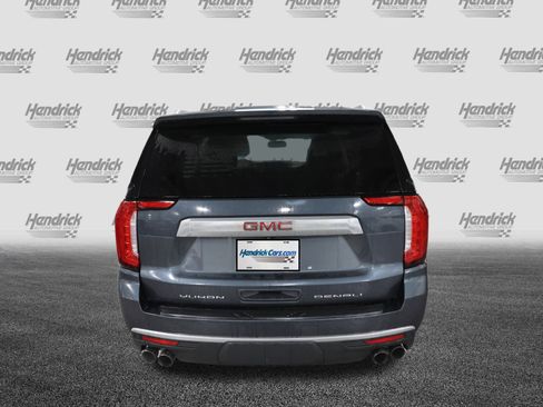 Used 2021 GMC Yukon XL Denali image 8