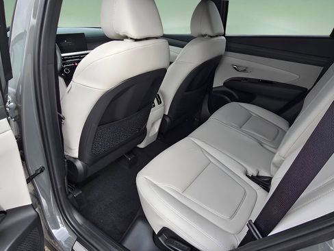 New 2026 Hyundai Tucson Limited image 15