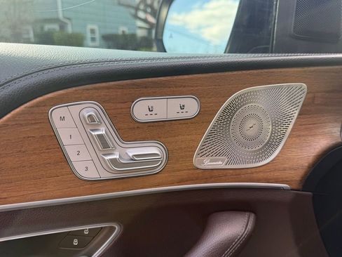 Used 2022 Mercedes-Benz GLE 350 4MATIC image 11