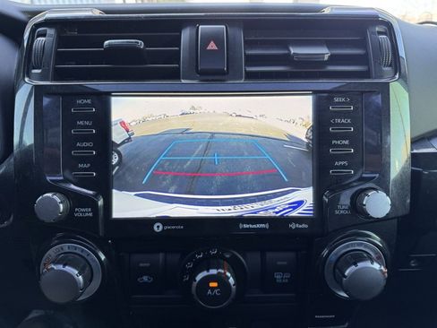 Used 2021 Toyota 4Runner Venture image 12