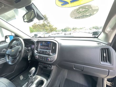 Used 2022 Chevrolet Colorado ZR2 w/ Colorado ZR2 Bison Edition AWD/4WD image 27