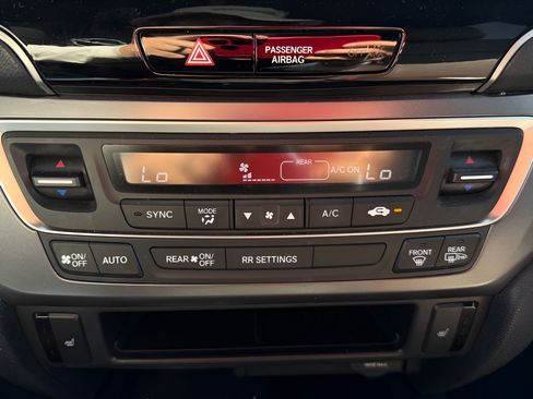 Used 2025 Honda Passport EX-L image 24