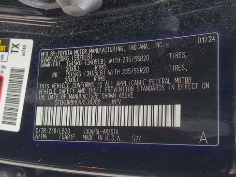 Used 2024 Toyota Highlander Limited AWD/4WD image 37