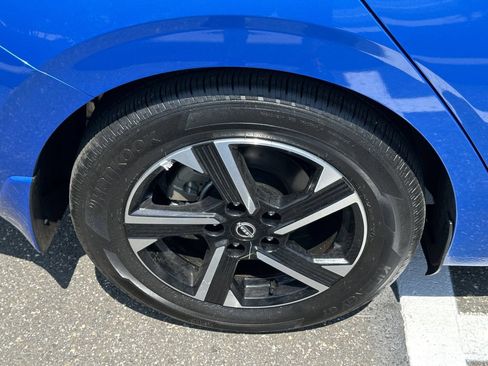 Certified 2025 Nissan Sentra SV w/ All-Weather Package FWD image 9