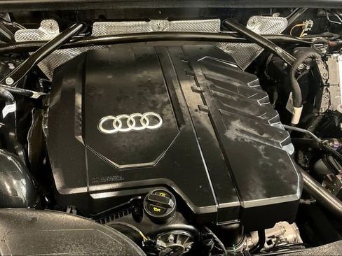 Certified 2025 Audi Q5 2.0T Premium image 31