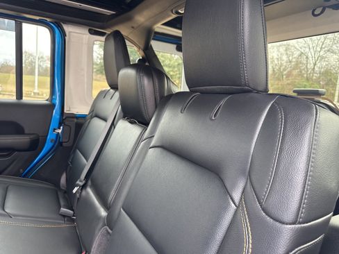 Used 2024 Jeep Wrangler Sahara w/ Technology Group image 23