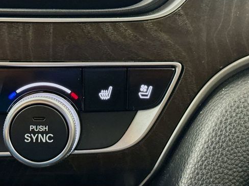 Used 2020 Honda Accord Touring image 21