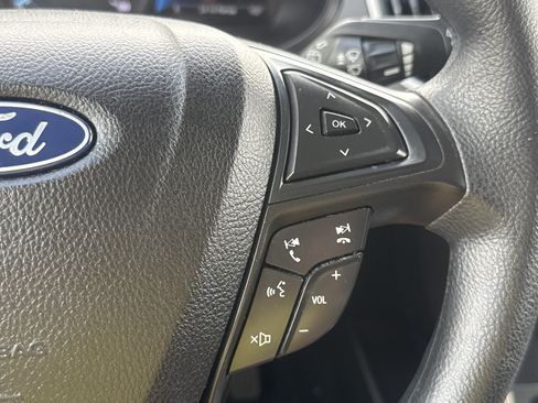 Used 2023 Ford Edge SE w/ Black Appearance Package AWD/4WD image 17