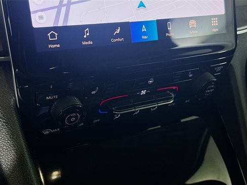 Used 2022 Jeep Grand Cherokee L Limited w/ Trailer Tow Group (B) image 23