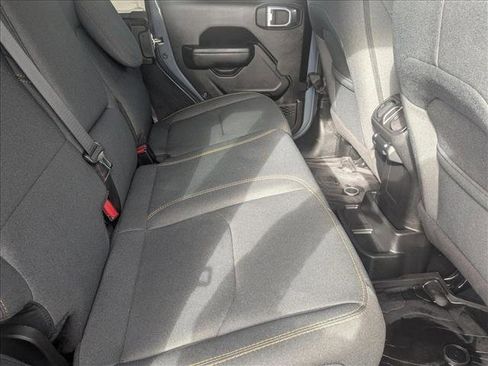 Used 2024 Jeep Wrangler Willys image 19