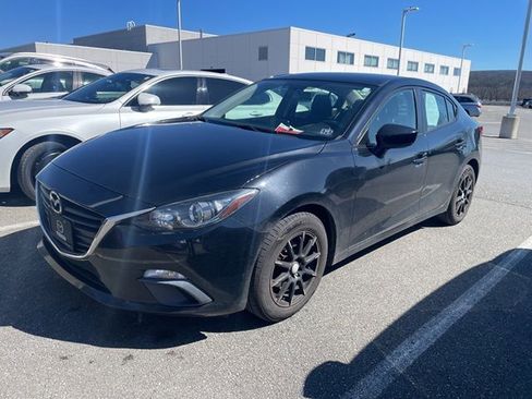 Used 2016 MAZDA MAZDA3 i Sport image 3