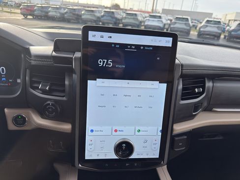 Used 2024 Ford Expedition Max Platinum image 20