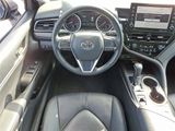 Used 2022 Toyota Camry XLE image 2