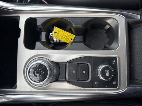 Used 2023 Ford Explorer XLT w/ Equipment Group 202A image 36