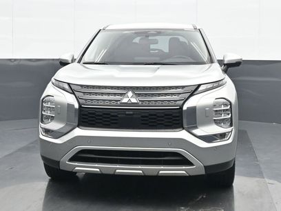 Used 2023 Mitsubishi Outlander SE