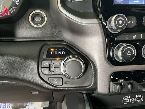 New 2026 RAM 1500 4x4 Crew Cab image 11